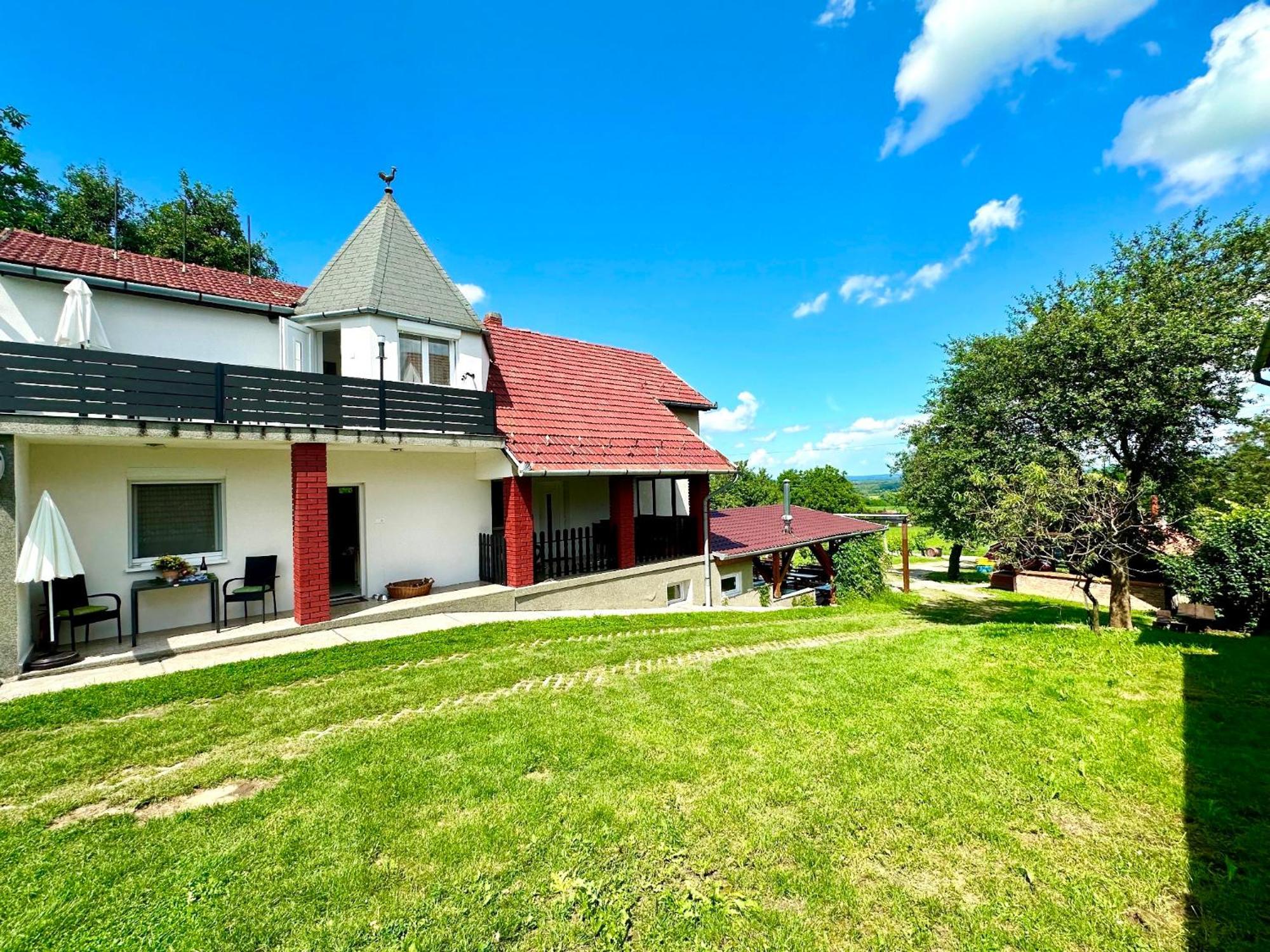 Szent Orban Panzio - Kutyabarat Apartmanok Zalakaros Exterior photo
